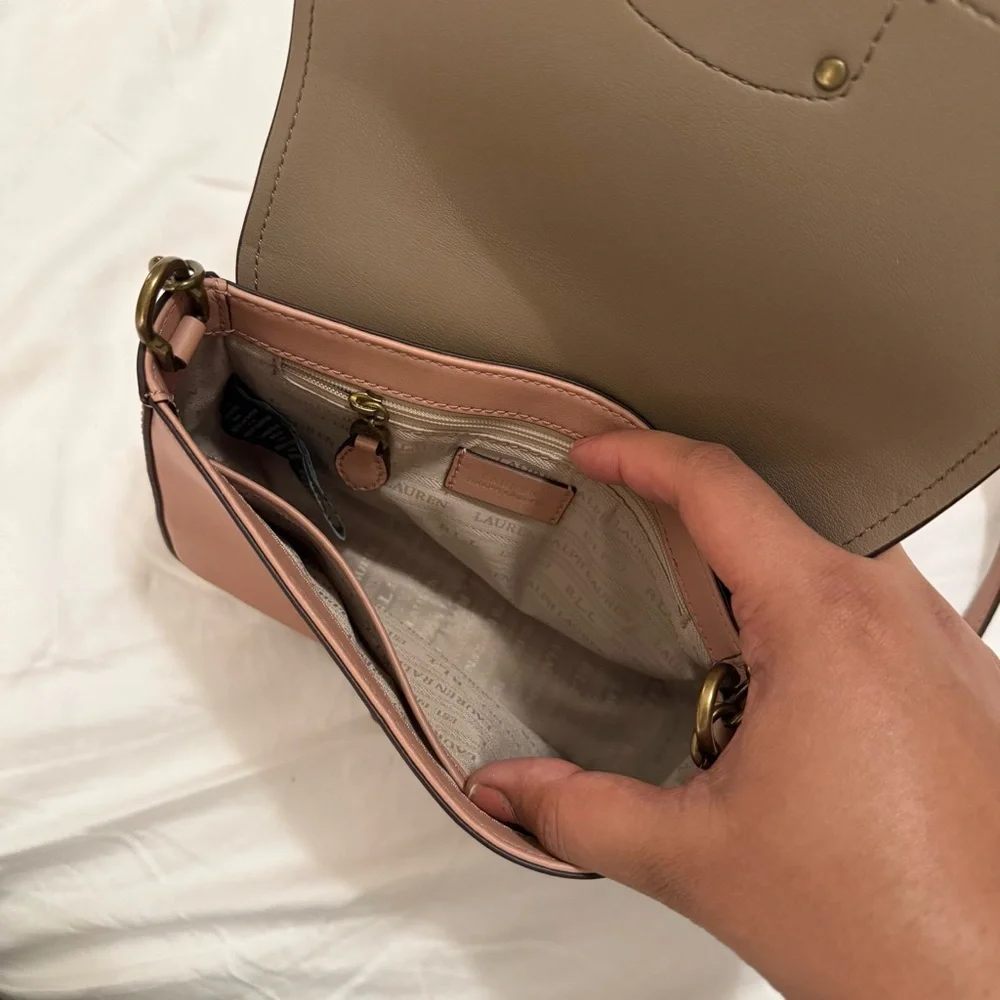 Lauren Ralph Lauren Blush Pink Turnlock Crossbody Bag – Chain Strap - Picture 5 of 6